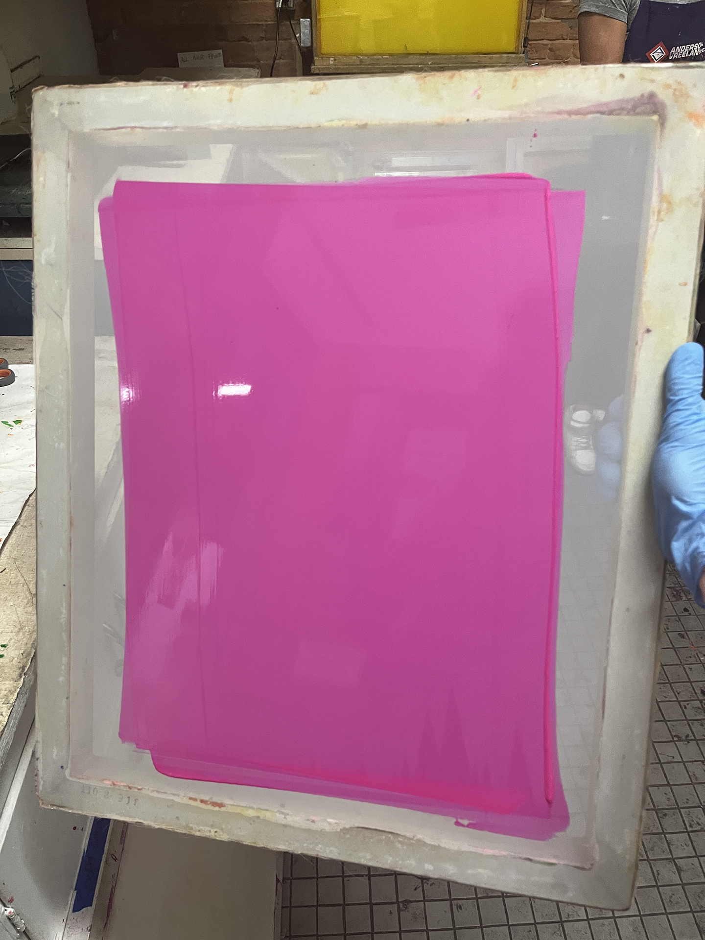 putting emulsion onto the screen